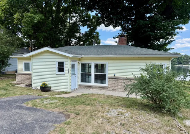 4th image of 8980 Loveless Dr Ne, Rockford, MI 49341 | MLS# 67026040406