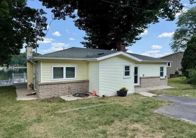5th image of 8980 Loveless Dr Ne, Rockford, MI 49341 | MLS# 67026040406
