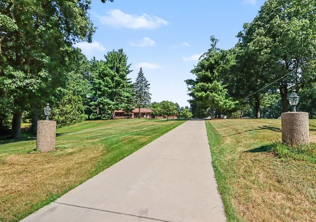 1st image of 8610 W Pq Ave, Mattawan, MI 49071 | MLS# 66026040400