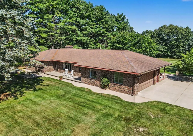 3rd image of 8610 W Pq Ave, Mattawan, MI 49071 | MLS# 66026040400