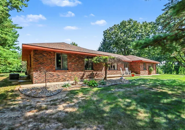 43rd image of 8610 W Pq Ave, Mattawan, MI 49071 | MLS# 66026040400