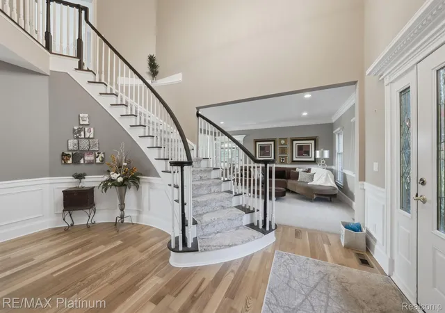 4th image of 3812 S Shoreline Dr, Milford, MI 48381 | MLS# 20261061053