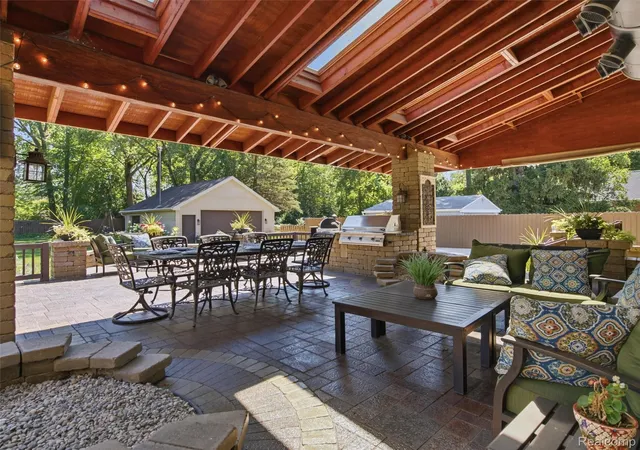 Photo 3 of Mansion for sale at 1010 Genesee Dr, Royal Oak, MI 48073 | MLS# 20261061067 | Listing updated on 2026-09-06