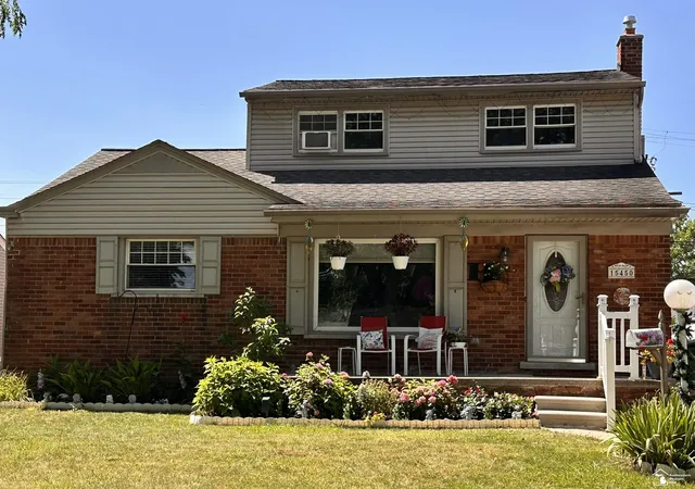1st image of 15450 Churchill St, Southgate, MI 48195 | MLS# 57050217298