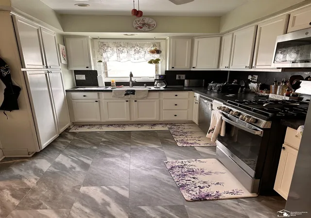 5th image of 15450 Churchill St, Southgate, MI 48195 | MLS# 57050217298