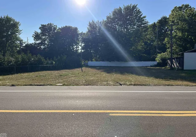 1st image of 5750 River Rd, East China, MI 48054 | MLS# 58050217299