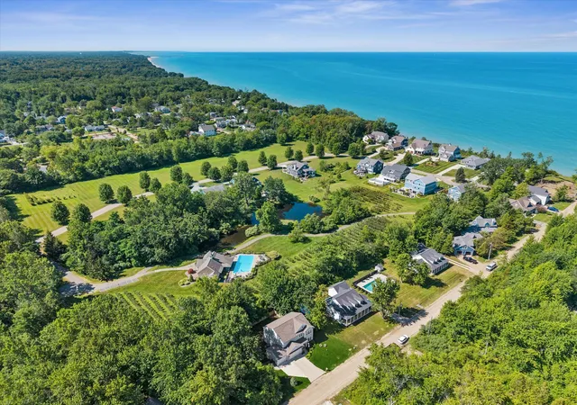 43rd image of 7242 Pacific Ave, South Haven, MI 49090 | MLS# 69026040421