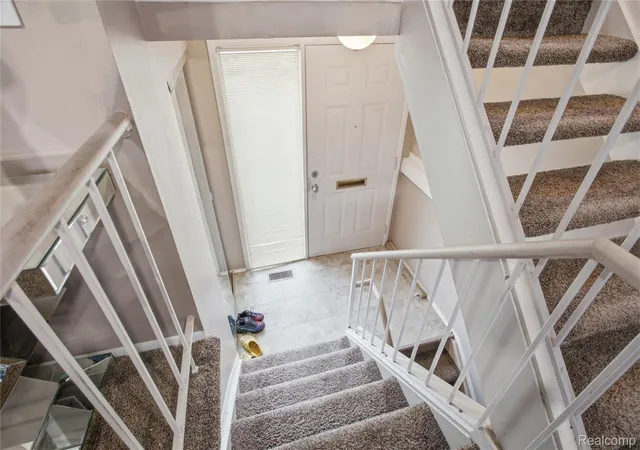 Photo 3 of Condo for sale at 20350 Weybridge St, Clinton Township, MI 48036 | MLS# 20261061084 | Listing updated on 2026-08-31