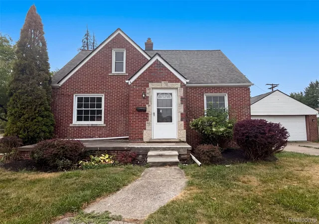 Photo 1 of Single family home for sale at 17590 Eastland St, Roseville, MI 48066 | MLS# 20261061089 | Listing updated on 2026-09-17