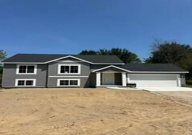 1st image of 3181 10th St, Wayland, MI 49348 | MLS# 65026040427