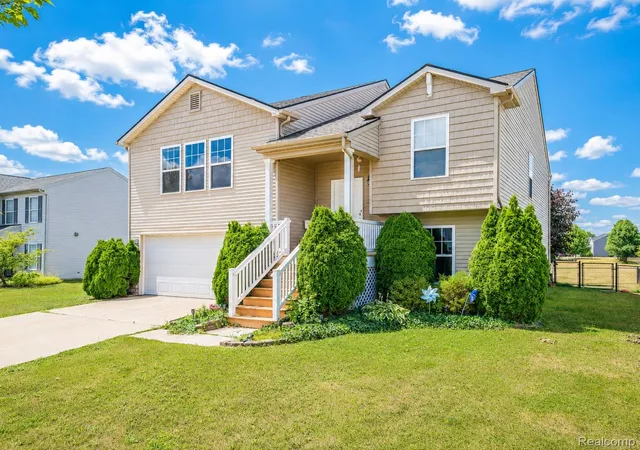 1st image of 3067 Elk Creek Dr, Swartz Creek, MI 48473 | MLS# 20261061104