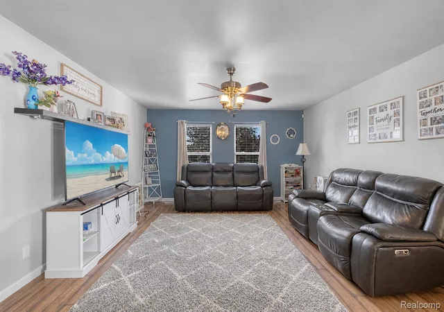 5th image of 3067 Elk Creek Dr, Swartz Creek, MI 48473 | MLS# 20261061104