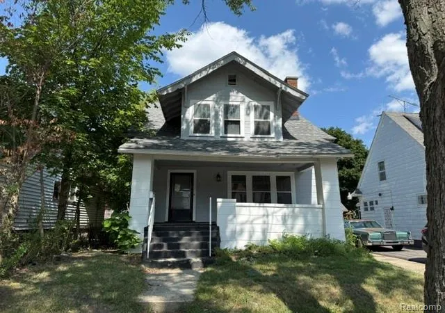 1st image of 917 E 8th St, Flint, MI 48503 | MLS# 20261061106