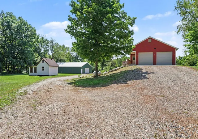 1st image of 10064 Love Rd, Bellevue, MI 49021 | MLS# 66026040434