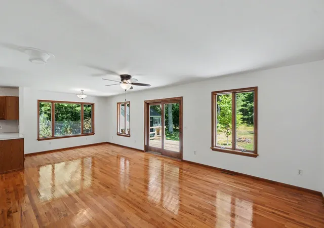 4th image of 8270 Sheridan St, Montague, MI 49437 | MLS# 72026040431