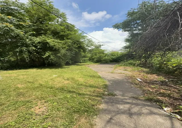 4th image of 9164 Mendota St, Detroit, MI 48204 | MLS# 20261061126