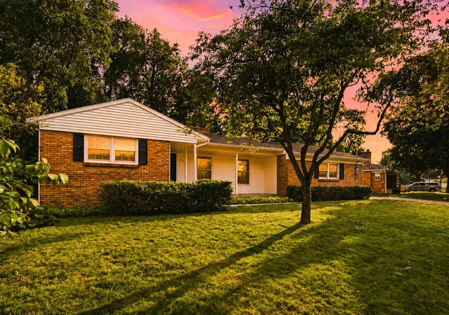 2nd image of 3501 Newcastle Dr Se, Grand Rapids, MI 49508 | MLS# 65026040438