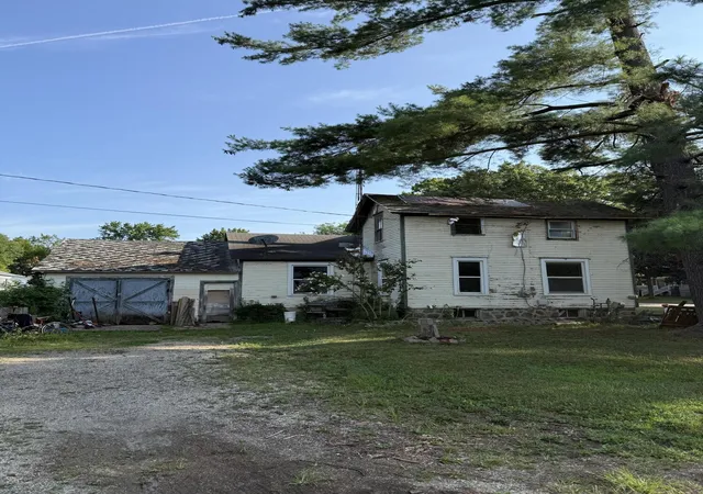 1st image of 605 N Main St, Bellevue, MI 49021 | MLS# 66026040440