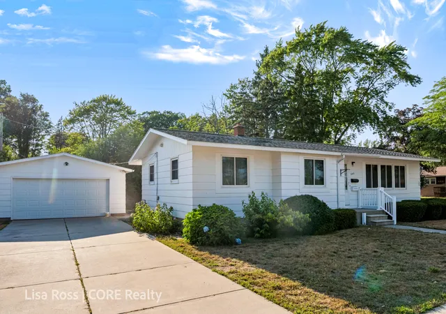 2nd image of 3155 Lindland Rd, Muskegon, MI 49441 | MLS# 71026040439