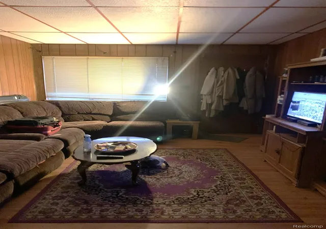 3rd image of 2255 Yemans St, Hamtramck, MI 48212 | MLS# 20261061133