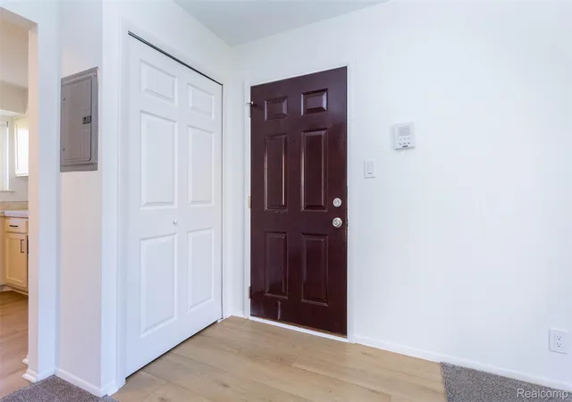 3rd image of 25341 Shiawassee Cir #101, Southfield, MI 48033 | MLS# 20261061144