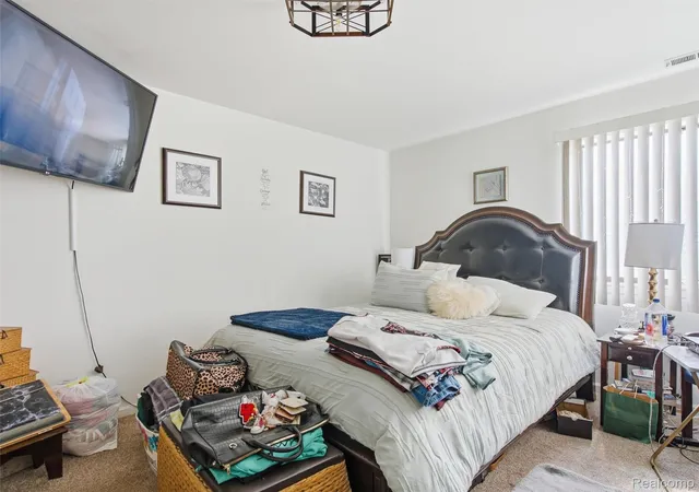 Photo 2 of Condo for sale at 29714 Utica Rd, Roseville, MI 48066 | MLS# 20261061150 | Listing updated on 2026-08-10