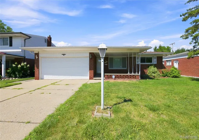 Photo 3 of Single family home for sale at 11165 Hanna Dr, Sterling Heights, MI 48312 | MLS# 20261061151 | Listing updated on 2026-09-05