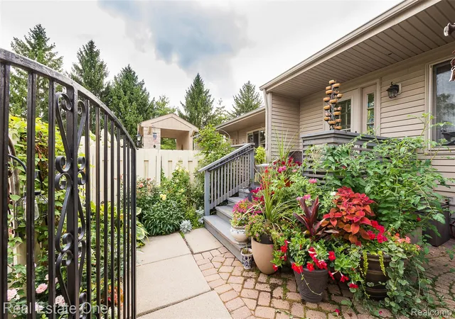 Photo 3 of Condo for sale at 62622 Raleigh Ct #3, South Lyon, MI 48178 | MLS# 20261061155 | Listing updated on 2026-08-22