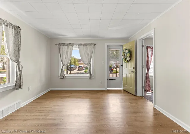 4th image of 1644 Liberty Ave, Lincoln Park, MI 48146 | MLS# 20261061157