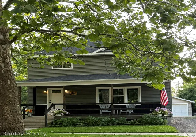 Photo 1 of Single family home for sale at 112 Alexander St, Caro, MI 48723 | MLS# 20261061156 | Listing updated on 2026-08-05