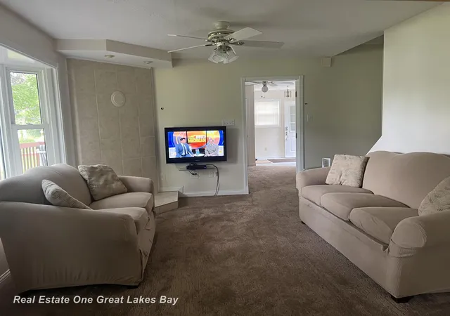 5th image of 115 Atwood Dr, Prudenville, MI 48651 | MLS# 61050217329