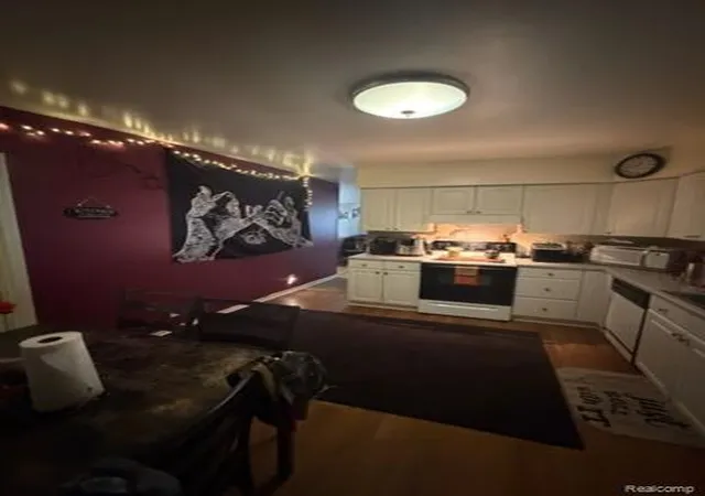 Photo 3 of Single family home for sale at 2930 Meisner Ave, Flint, MI 48506 | MLS# 20261061171 | Listing updated on 2026-10-05