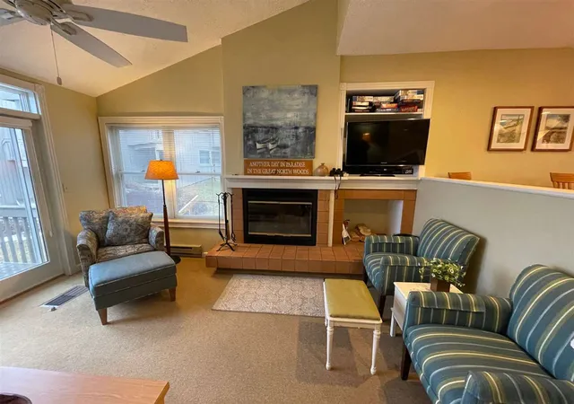 4th image of 7C Pinnacle Pl, Glen Arbor, MI 49636 | MLS# 78080071906