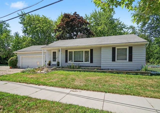 1st image of 601 N Brown St, Mount Pleasant, MI 48858 | MLS# 79080071908