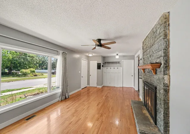 3rd image of 601 N Brown St, Mount Pleasant, MI 48858 | MLS# 79080071908