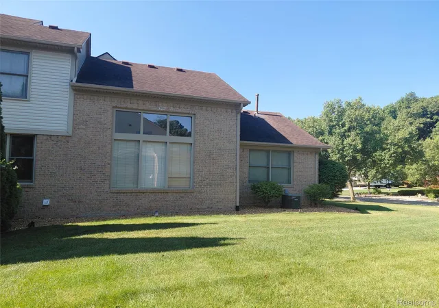 43rd image of 47752 River Woods Dr, Canton, MI 48188 | MLS# 20261061177