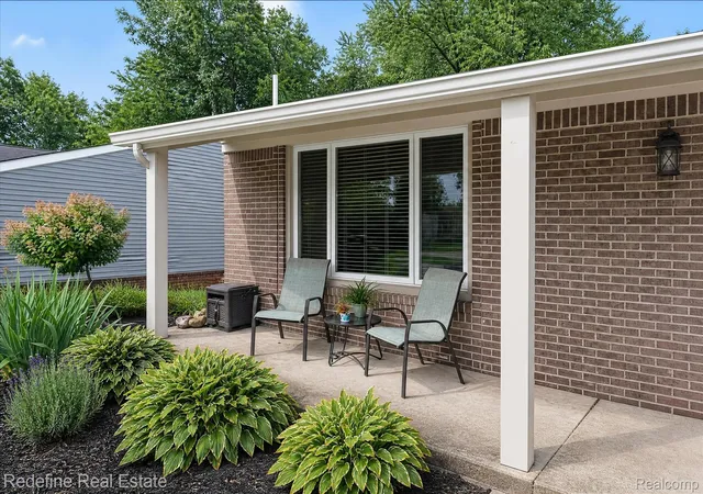 Photo 1 of Sale Pending at 24287 Hampton Hl St, Novi, MI 48375 | MLS# 20261061192 | Listing updated on 2026-08-28
