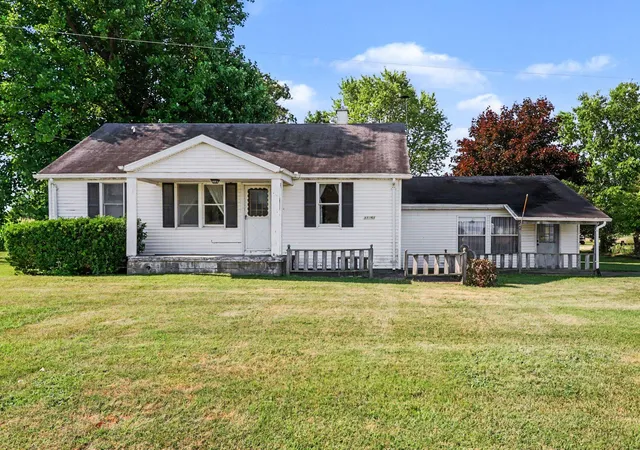 2nd image of 11451 Lawrence Hwy, Nashville, MI 49073 | MLS# 66026040460