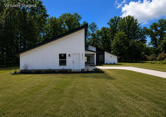 image of 8411 Peninsula Dr W, Stanwood, MI 49346 | MLS# 65026040459