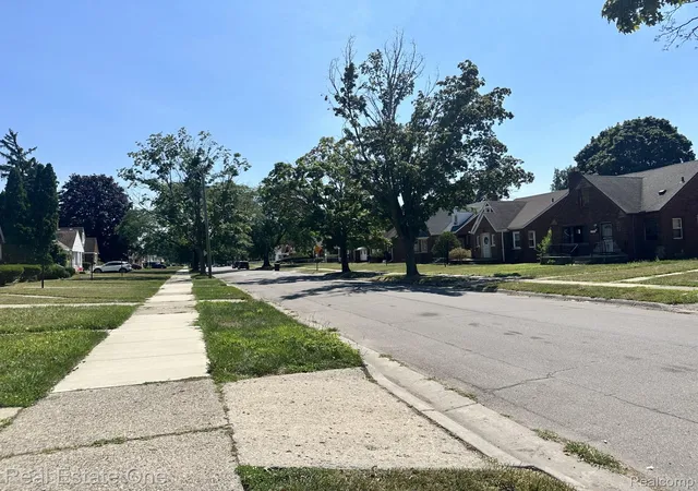 Photo 1 of Sale Pending at 16760 Winthrop St, Detroit, MI 48235 | MLS# 20261061217 | Listing updated on 2026-08-30