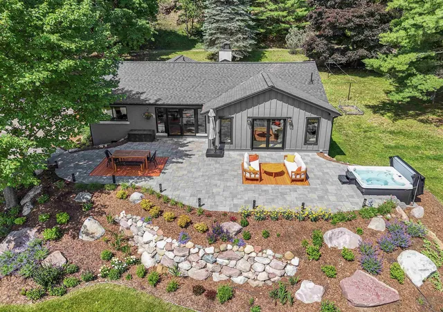 5th image of 12344 S West Torch Lake Dr, Rapid City, MI 49676 | MLS# 78080071911
