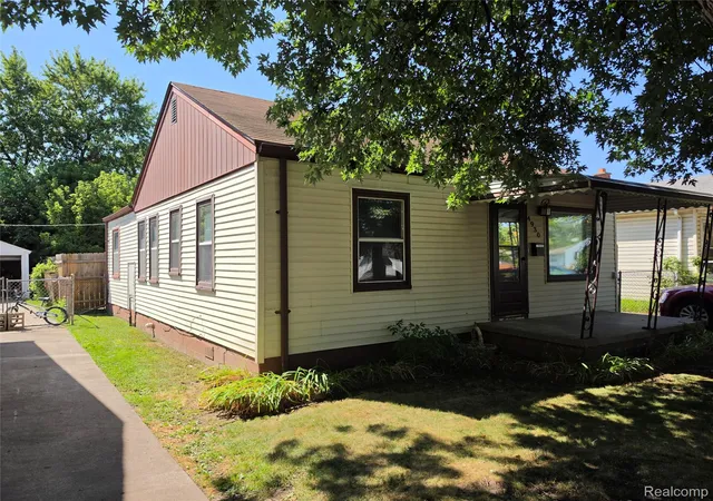Photo 1 of Single family home for sale at 4930 Campbell St, Dearborn Heights, MI 48125 | MLS# 20261061225 | Listing updated on 2026-08-07