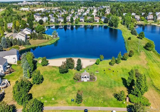 74th image of 125 Ridge Field Ct, Oxford, MI 48371 | MLS# 20261061233