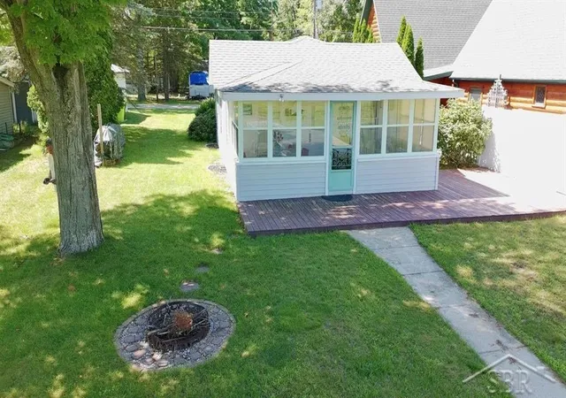 2nd image of 4751 Hill Dr, Beaverton, MI 48612 | MLS# 61050217351