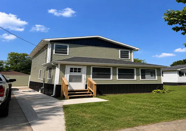 1st image of 412 4th Ave, Three Rivers, MI 49093 | MLS# 68026040474