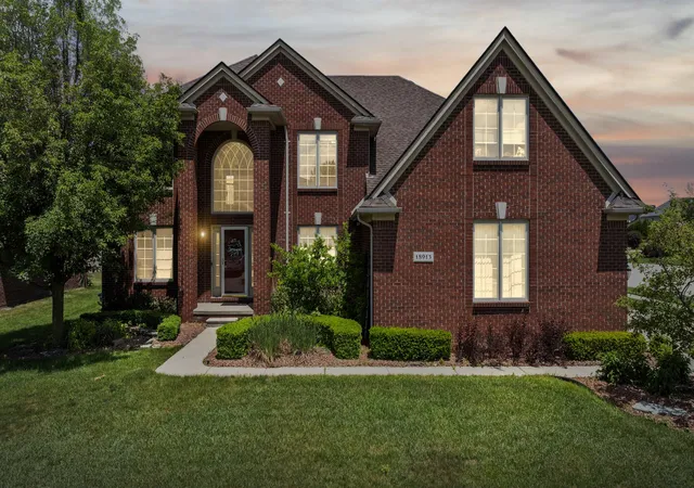 Photo 2 of Single family home for sale at 18913 Strongford Dr, Macomb, MI 48044 | MLS# 58050217354 | Listing updated on 2026-10-21