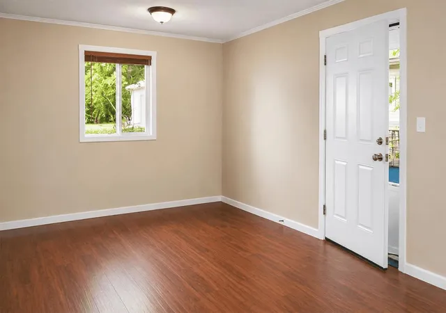 5th image of 32462 Lenawee Ct, Westland, MI 48186 | MLS# 55026040479