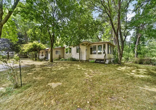 2nd image of 1792 E Lansing Rd, Morrice, MI 48857 | MLS# 5050217361