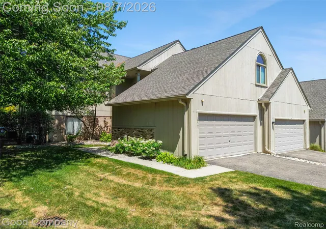 1st image of 29367 Laurel Dr, Farmington Hills, MI 48331 | MLS# 20261061260
