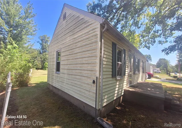 image of 28214 Eton St, Westland, MI 48186 | MLS# 20261061262
